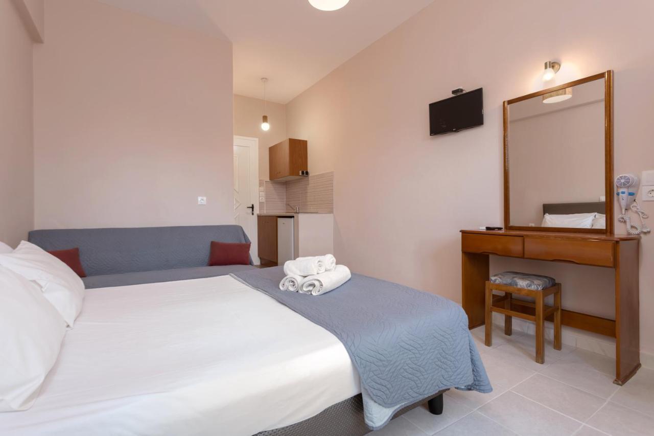 Mare Blu Studios & Suites Laganas Exterior photo