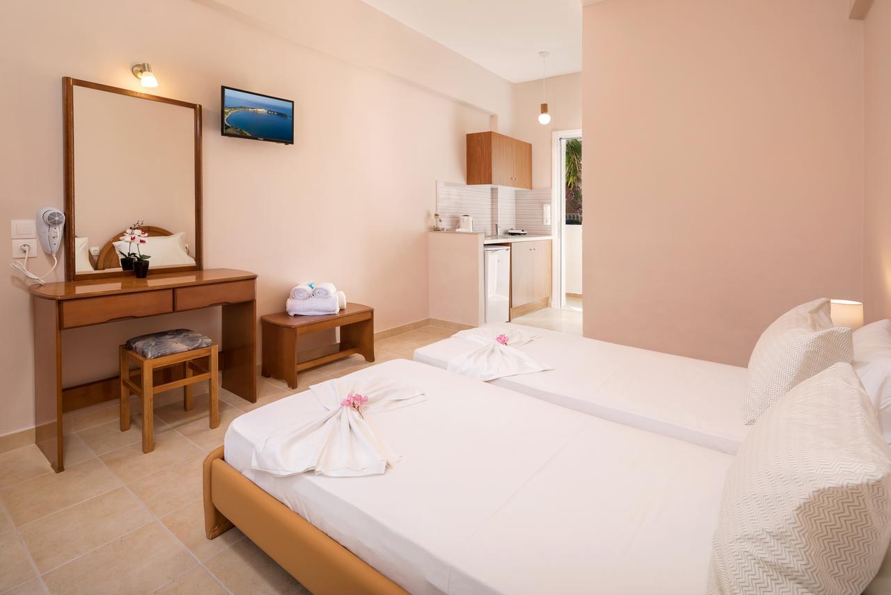 Mare Blu Studios & Suites Laganas Exterior photo