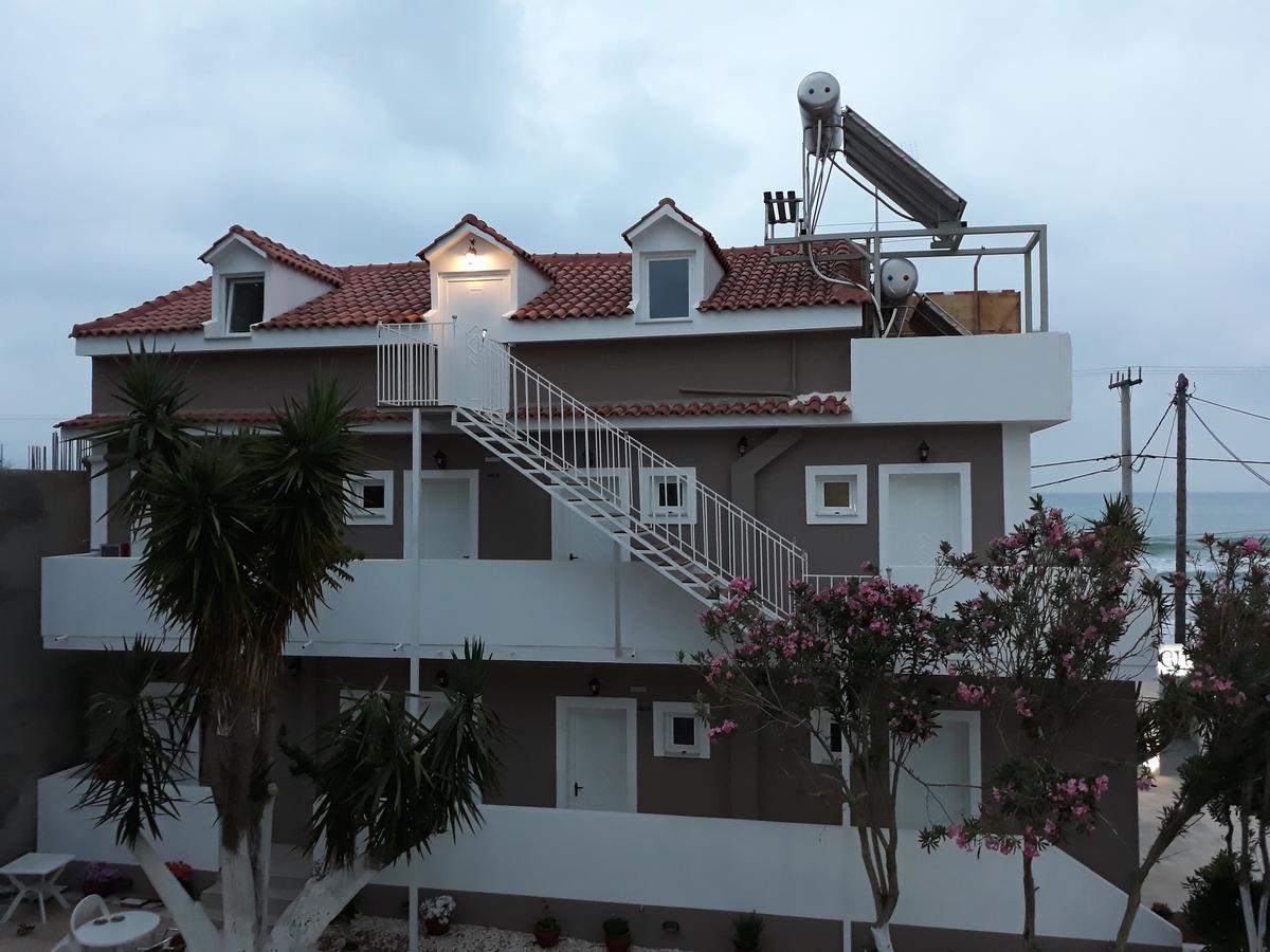 Mare Blu Studios & Suites Laganas Exterior photo